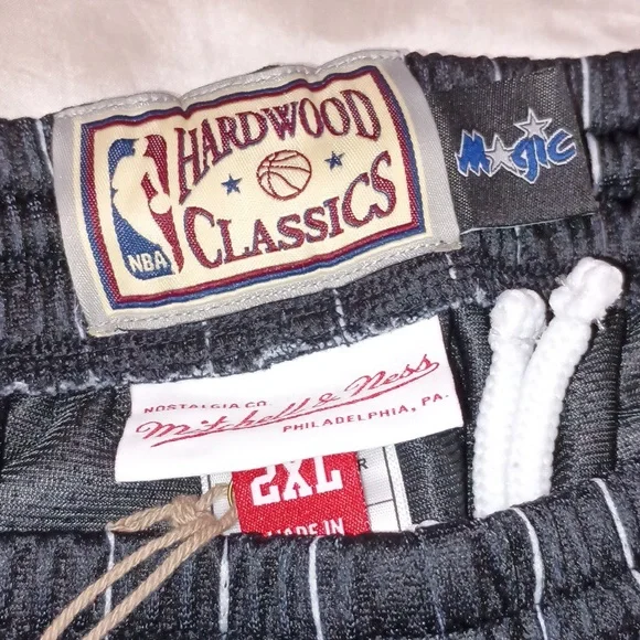 MEN'S MAGIC TEAM BASKETBALL SHORTS